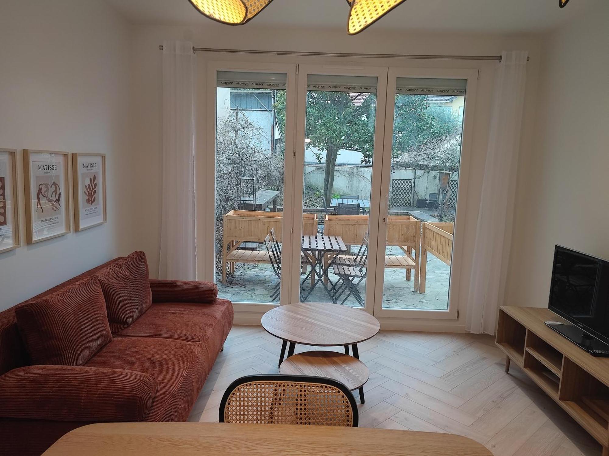 Appartement D'Architecte Avec Vue Sur Jardin Ла-Курнёв Экстерьер фото